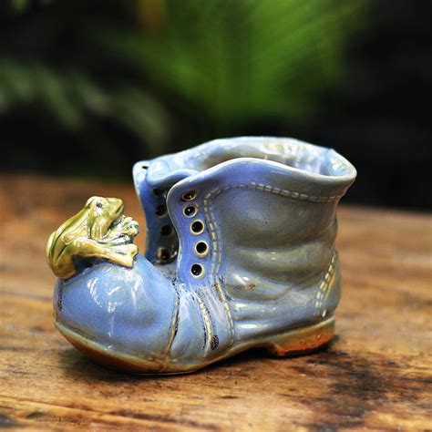 Ceramic Shoe - Red & Blue Pair – Mora Taara