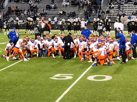 Team Gets First Ever District Win | Texas HS Football