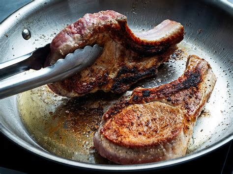 5 tips for cooking juicy pork chops without the oven