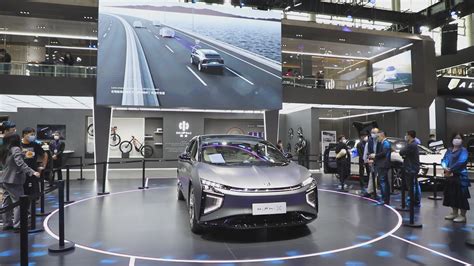 高合HiPhi X全系车型亮相2021广州车展 半年累计交付近3000辆_凤凰网视频_凤凰网