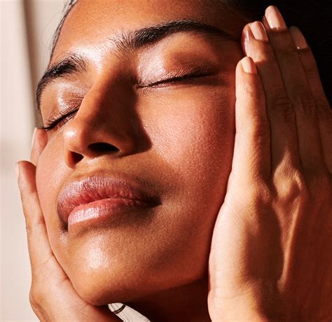 Sunscreens – 82°E