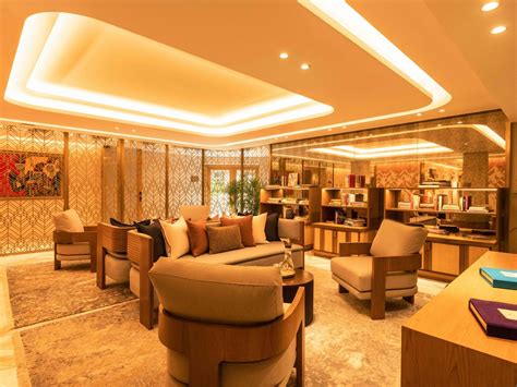 For members only, DISCOVER Collection Club brings world-class wellness ...