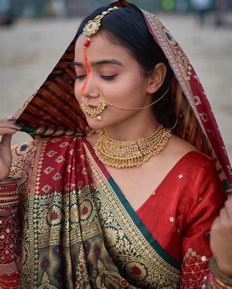लंबा सिंदूर...नथ... सुहागन की तरह सज-धजकर मनीषा ने की छठ पूजा, एक्ट्रेस ...