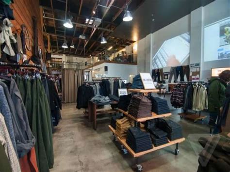 Retail Store Layout Design 的图像结果