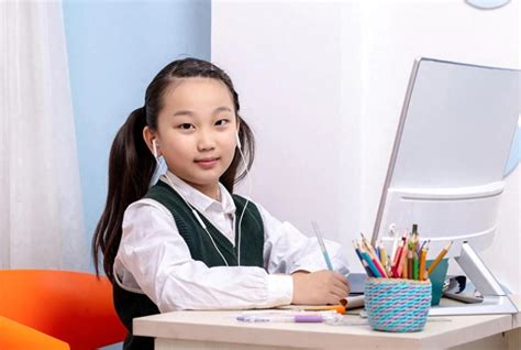 海外华裔儿童的中文学习帮手 - 哔哩哔哩