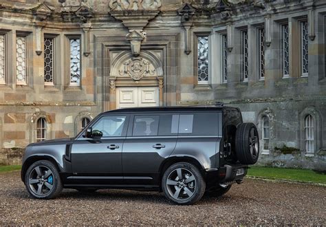 Land Rover Embellishing 2022 V8 Defender Portfolio - The Detroit Bureau