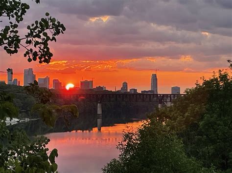 Minneapolis sunset | fargodotcom P | Flickr