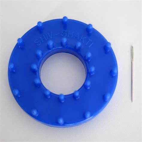 Generic Woolen Thread Flower Maker with Needle : Amazon.in: Home & Kitchen