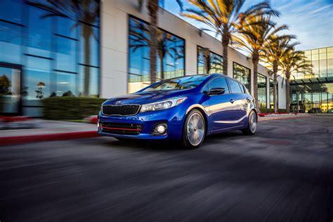 2017 Kia Forte sedan, hatch revealed with new looks 2017 Forte5 - Paul Tan's Automotive News