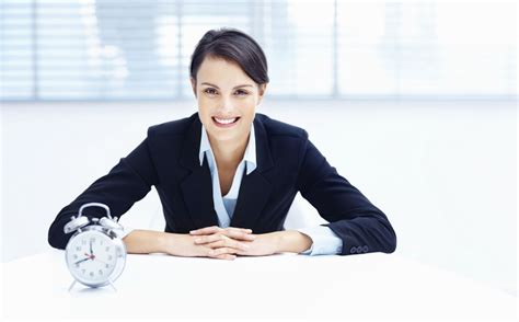 Businesswoman Wallpaper for Laptop 的图像结果