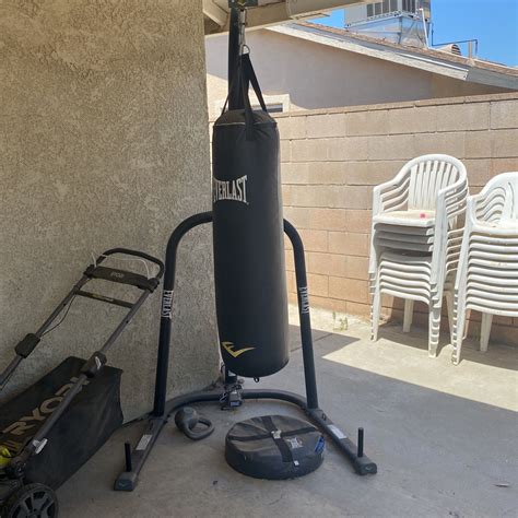 Everlast Punching Bag Stand