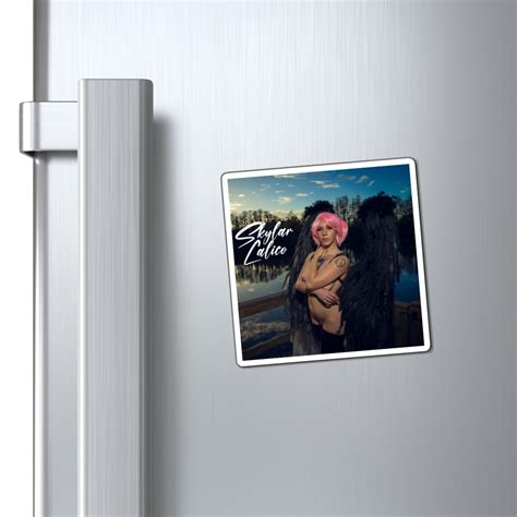 Nude Dark Angel Magnet – Skylar Calico