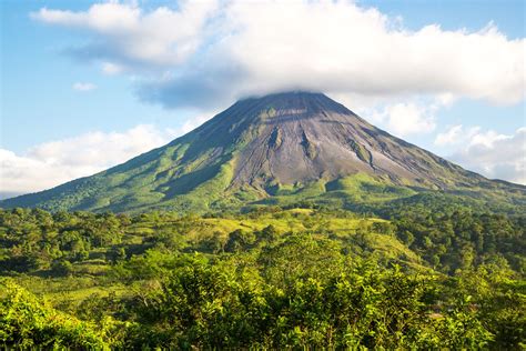 Best Arenal volcano hikes, Costa Rica | Rough Guides