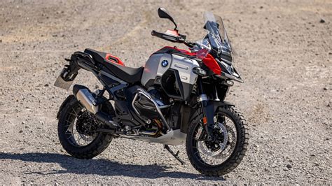 BMW R 1300 GS Adventure, New S1000 RR To Be Launched At 2025 Bharat ...