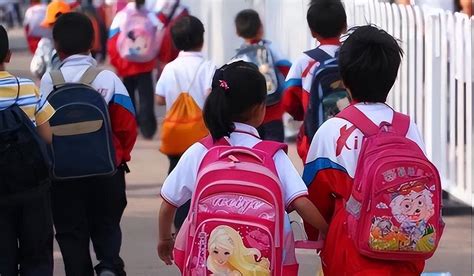 【入学年龄】2022年规定适龄儿童上学多少岁