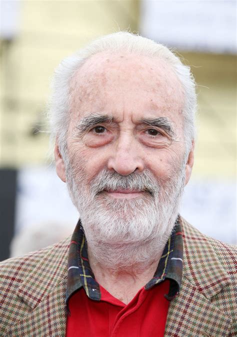 Dracula: Prince Of Darkness Summary, Latest News, Trailer, Cast, Where ...