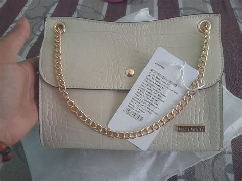 Buy Fastrack Croco Textured Structured Shoulder Bag for Women, Girls ...