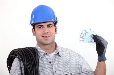 How Much Does An Electrician Make In Each State