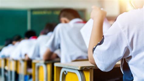 CBSE Board Exam Class 10 Science Paper: Key concepts in Physics ...