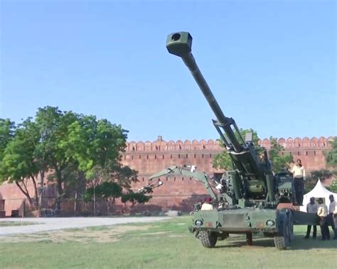 In A First, Made-In-India ATAGS Used For Ceremonial Gun Salute On ...