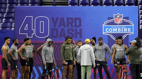 Skyler Bell runs official 4.40-second 40-yard dash at 2026 combine HD Wallpaper