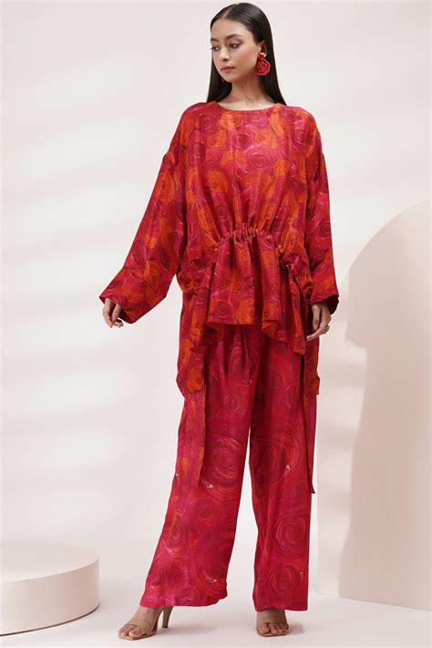 Breathe by Aakanksha Singh | Luxury Clothing