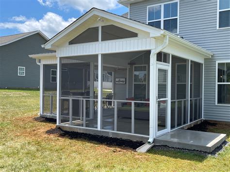 Large Screened In Porch in the Triad Area