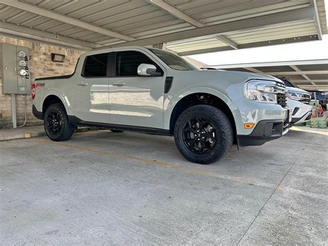 Superlift 2.5 lift kit + 245/65r17 tires install complete ...