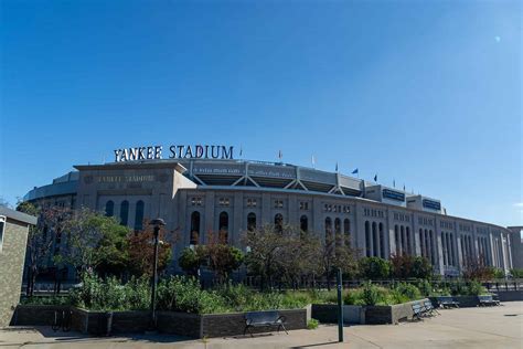 Yankee Stadium Bag Policy, Trains, Tickets and Planning Tips
