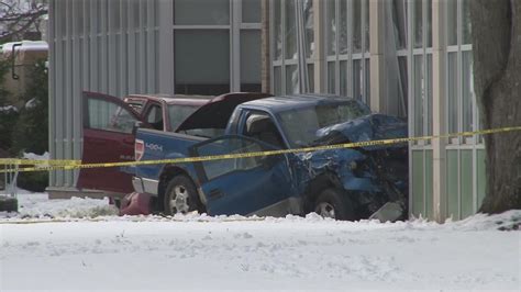 2 men sent to hospital after 2 pick-up trucks crash into Warsaw ...