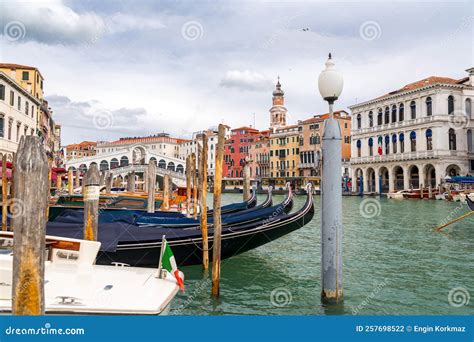 The Famous Rialto Bridge Over the Grand Canal in Venice, Italy ...