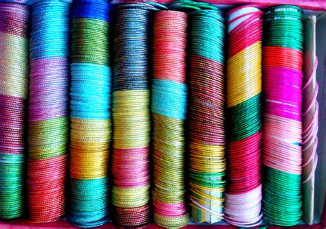 All About Colorful Indian Glass Bangles | Utsavpedia