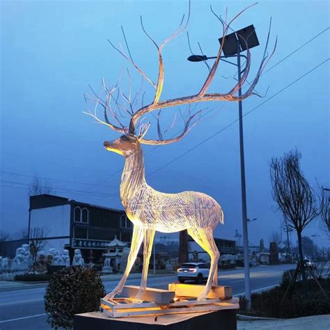 现货不锈钢鹿售楼部景观装饰户外草坪摆件镂空发光金属编制鹿雕塑-阿里巴巴