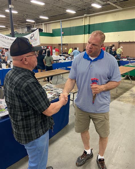 Glenn Jacobs on Twitter: "Stopped by the RK Gun Show at the Knoxville ...