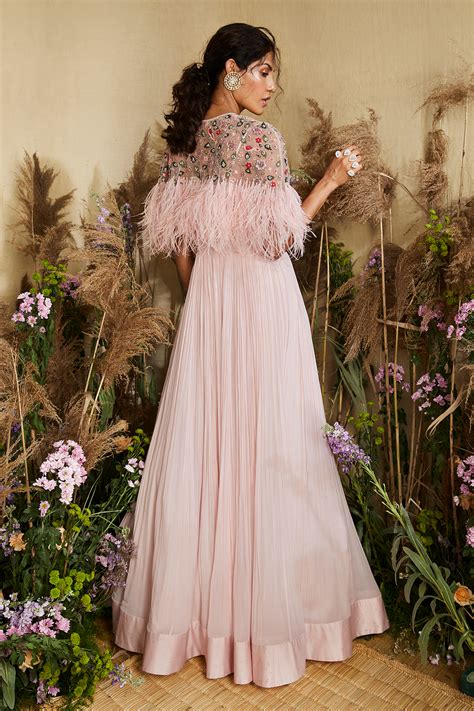 Peony – Ridhi Mehra