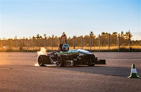 The Fastest Accelerating Electric Car - WordlessTech