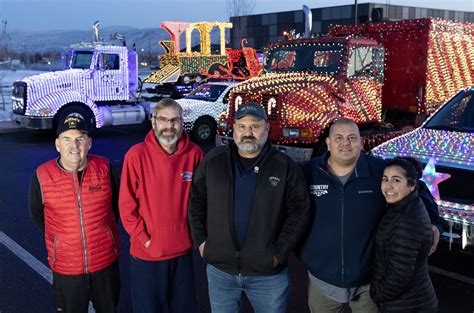 Drivers hope to pass Yakima Valley Christmas truck tradition to future generations | Local ...