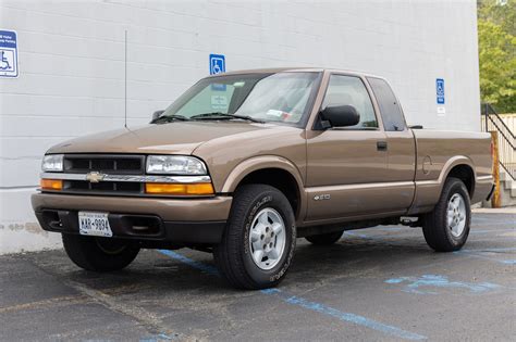 37k-Mile 2002 Chevrolet S-10 LS Extended Cab 4×4 for sale on BaT Auctions - sold for $15,500 on ...