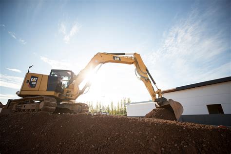 Cat® 308 Cr Mini Excavator | Finning Canada