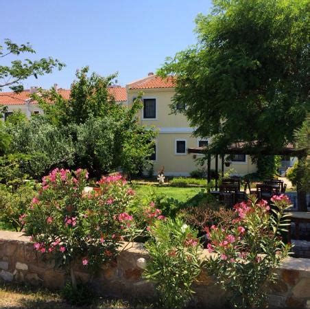 BOZCAADA KIRLI OTEL (Canakkale Province) - Hotel Reviews, Photos, Rate ...