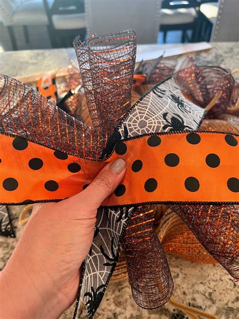 Mesh Wreath DIY Easy 的图像结果