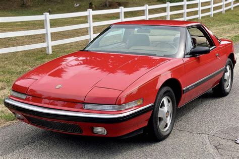 1990 Buick Reatta auction - Cars & Bids