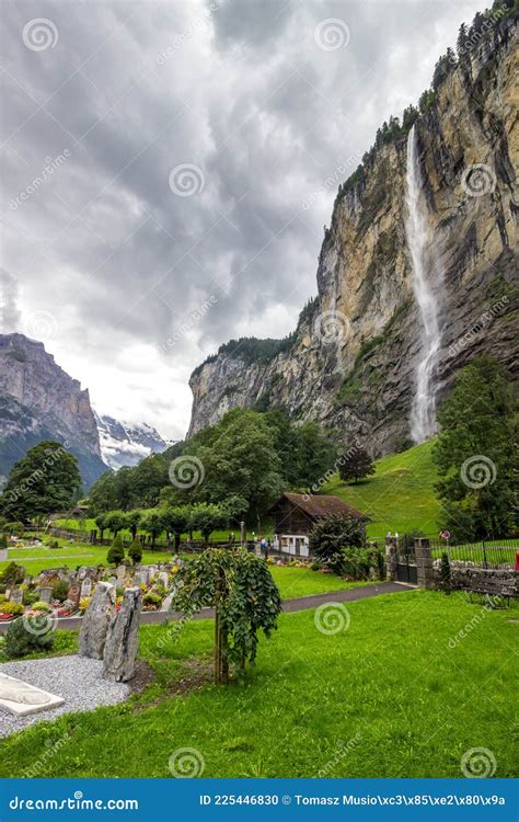 Lauterbrunnen Valley in Swiss Alps Editorial Image - Image of green ...