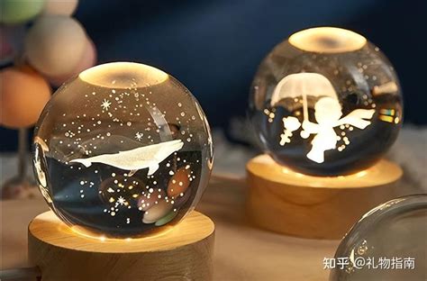 断友谊送什么礼物最新素材