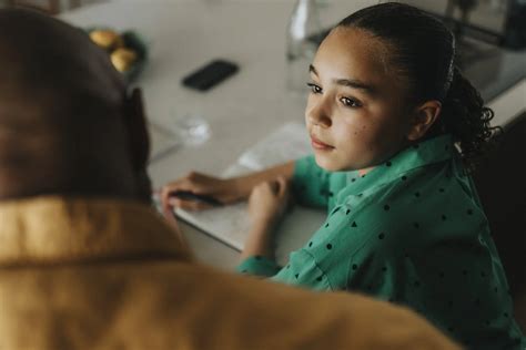 Borderline Personality Disorder (BPD) in Teens: A Guide for Parents