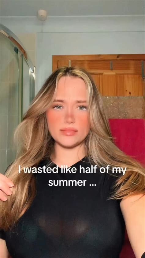 Abby Huxley : r/officialcelebhub