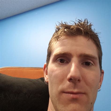Image result for Linus Tech Tips Meme PFP