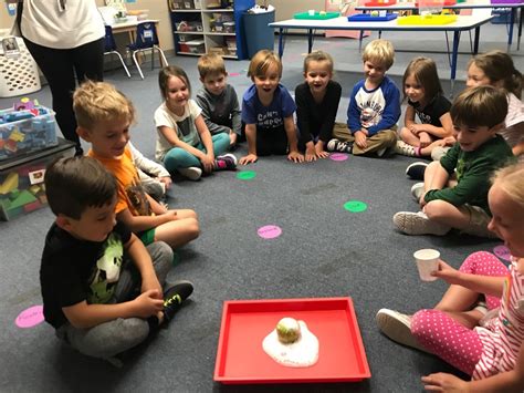 Com Mas Kindergarten 的图像结果