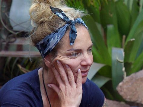 Danni Büchner schockiert von Kommentar über toten Ehemann | Express