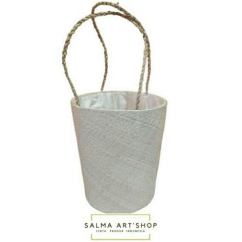 Jual MURAHH!!!! Tas Anyaman pandan Ember polos/tas hampers toples ...